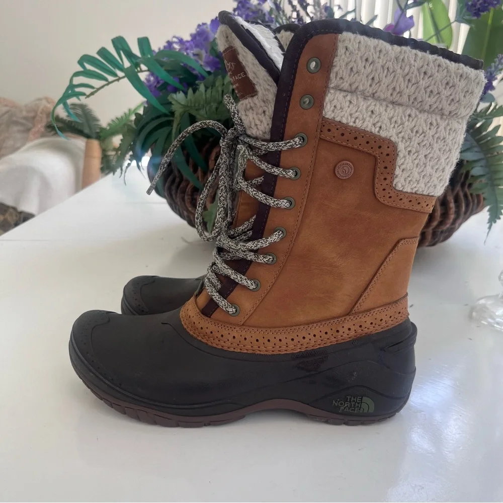 The North Face 8.5 Shellista II Dachsund Brown Leather Winter Snow Boot Faux Fur